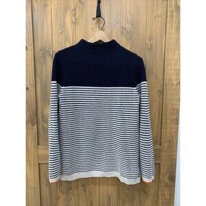Women’s Lambs wool Sweater